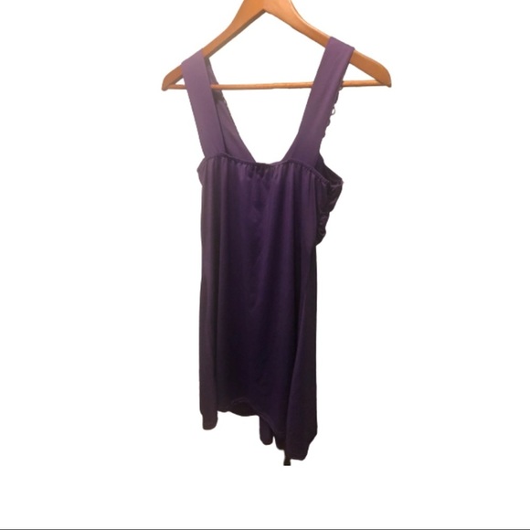 MARMALADE Junior’s Jewel Embellished V-Neck Top Sleeveless Purple Size Medium - Picture 2 of 4